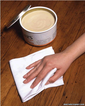 Đánh bóng đồ gỗ bằng sáp