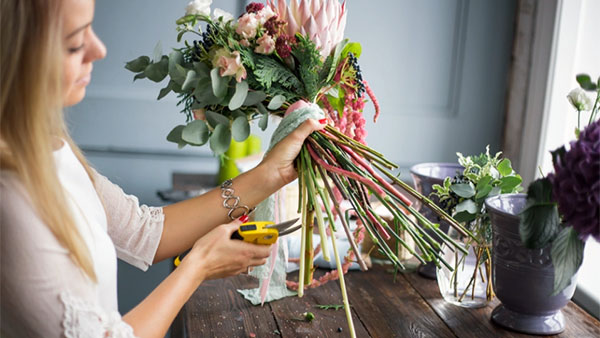Cách giữ cho hoa được tươi lâu