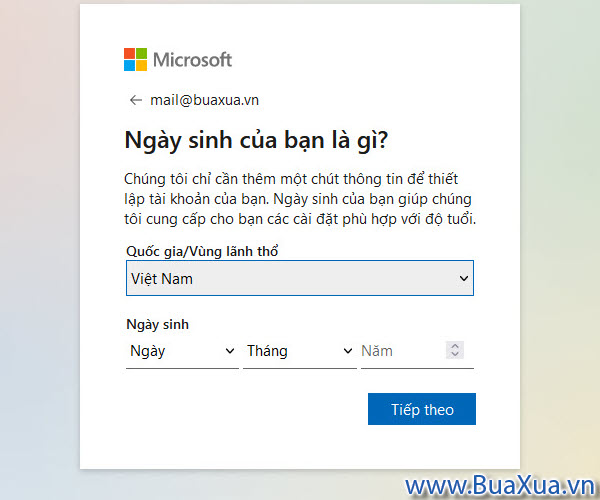 Bạn hãy lần lượt chọn ngày tháng năm sinh trong các ô tương ứng