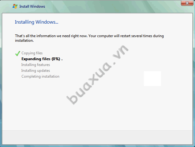 Windows đang sao chép (Copy) các tập tin cần thiết vào ổ dĩa cứng và tiến hành cài đặt