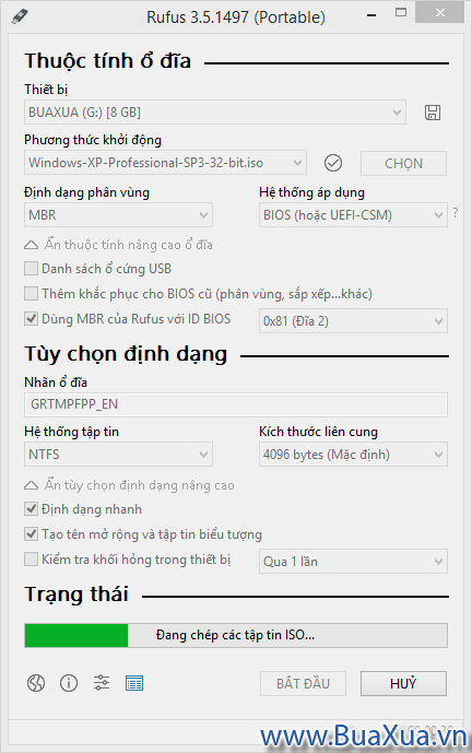 Rufus đang định dạng và sao chép nội dung trong tập tin ISO vào ổ dĩa USB