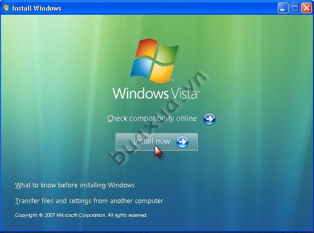 Nhấn vào Install now để bắt đầu cài đặt Windows