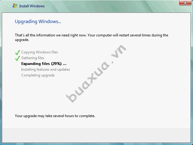 Windows đang sao chép (Copy) các tập tin cần thiết vào ổ dĩa cứng