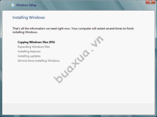 Windows 8 sẽ tiến hành sao chép các tập tin cần thiết cho việc cài đặt